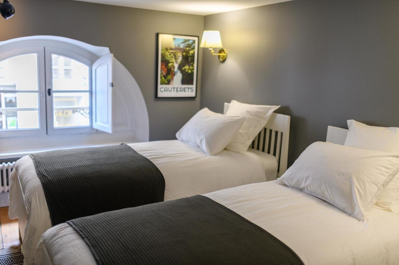 Pau: Superbe Appartement Climatise/Coeur De Ville ภายนอก รูปภาพ